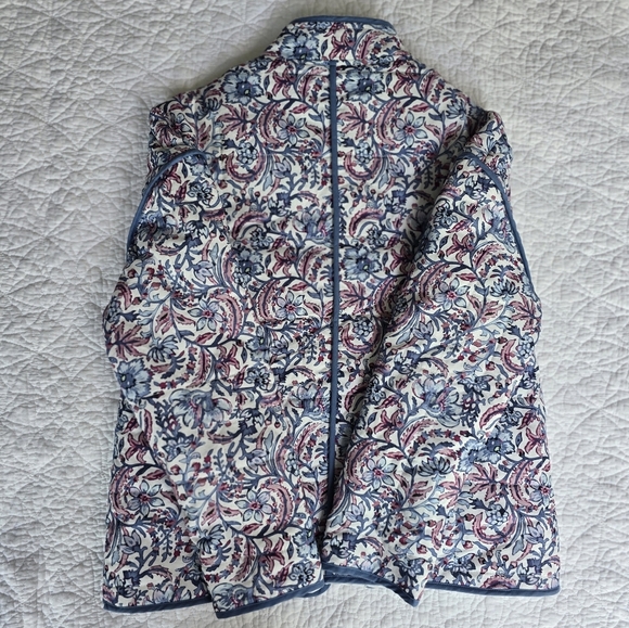 7 For All Mankind Quilted Floral Paisley Jacket White Blue Trim - Picture 10 of 16